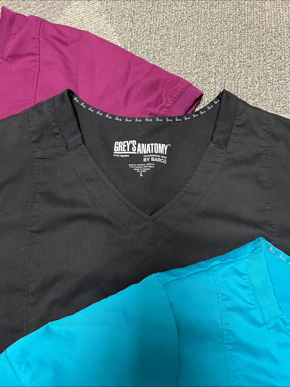 3 Grey's Anatomy V-Neck Scrub Tops - Teal, Black, Plum Large like NEW - Picture 3 of 4